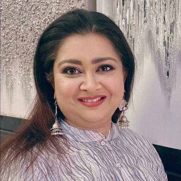 Meet your Posher, Sonita - Picture 13 of 16